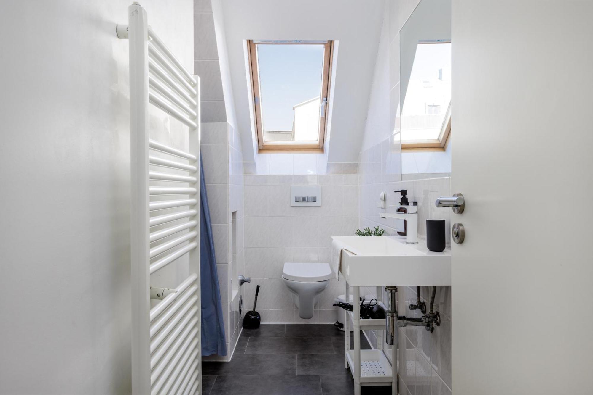 Home By Doni I Serviced Apartments I Ruhig I Zentral Nahe Rmcc, Staatsheater & Landtag Wiesbaden Bagian luar foto