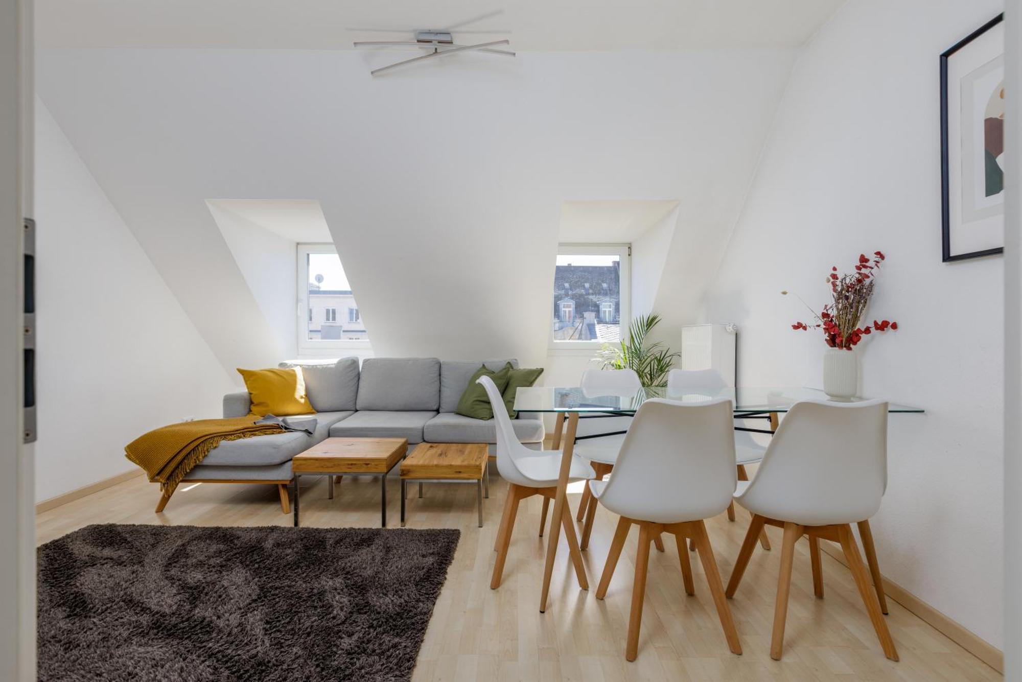 Home By Doni I Serviced Apartments I Ruhig I Zentral Nahe Rmcc, Staatsheater & Landtag Wiesbaden Bagian luar foto