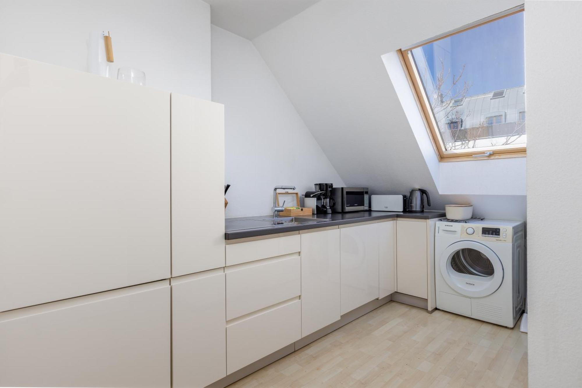 Home By Doni I Serviced Apartments I Ruhig I Zentral Nahe Rmcc, Staatsheater & Landtag Wiesbaden Bagian luar foto